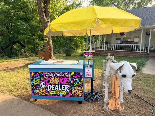 Skully's Nana is the Cookie Dealer